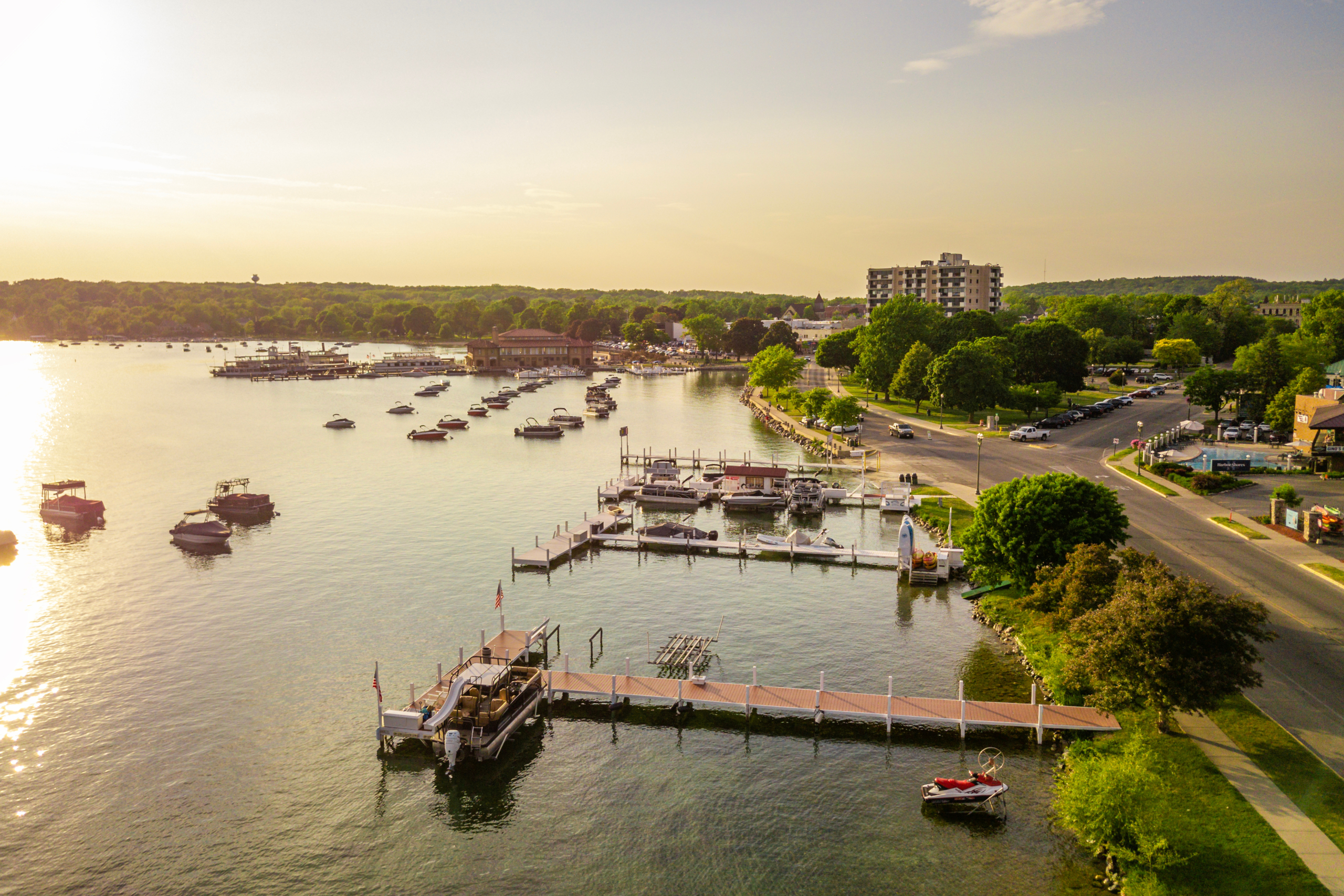 Lake‑Ready Designs: Lake Geneva & Browns Lake Plans that Maximize Views